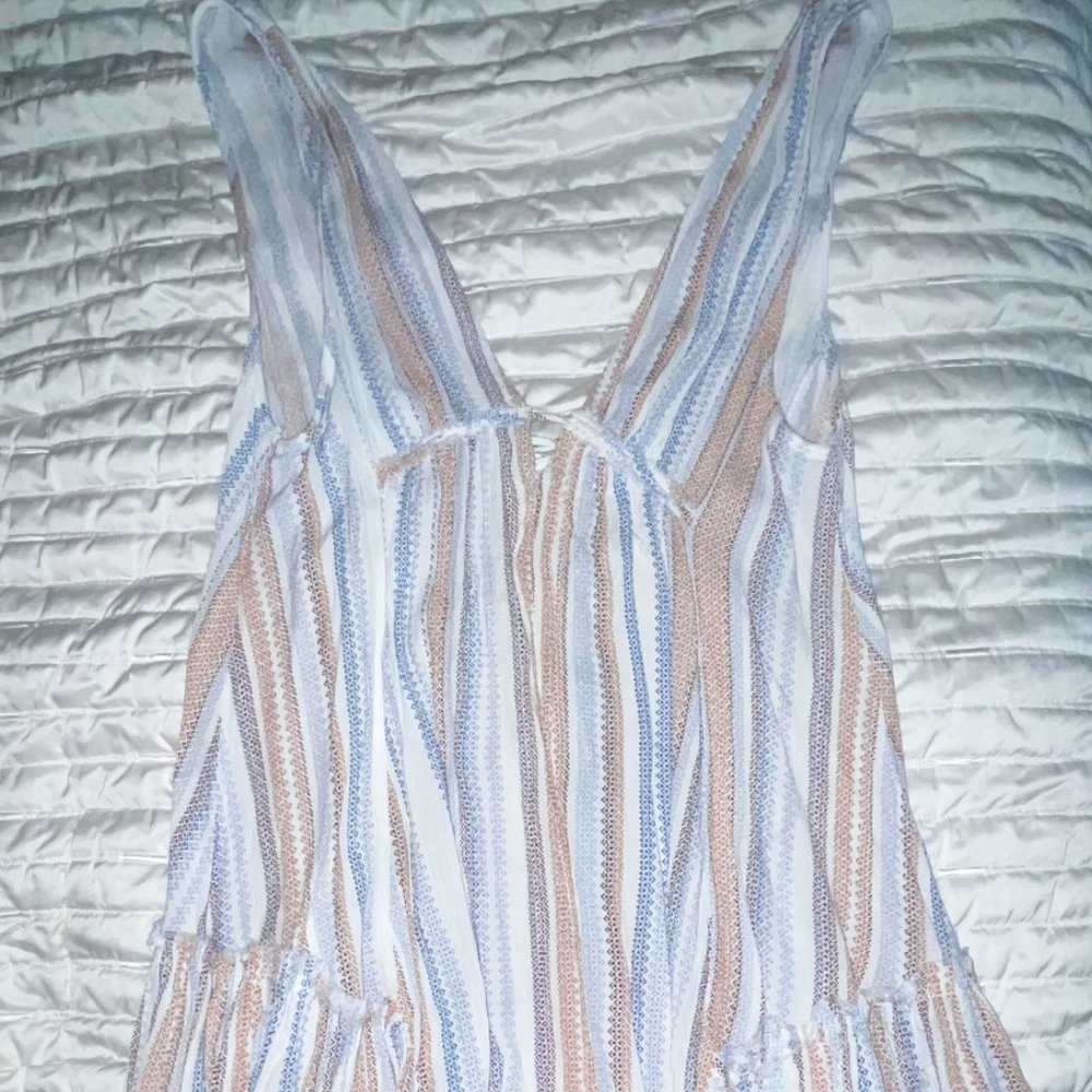 Victoria + Sophie Boutique Plunge Flowy Dress